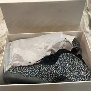 Used once Nike Air foamposite one PRM